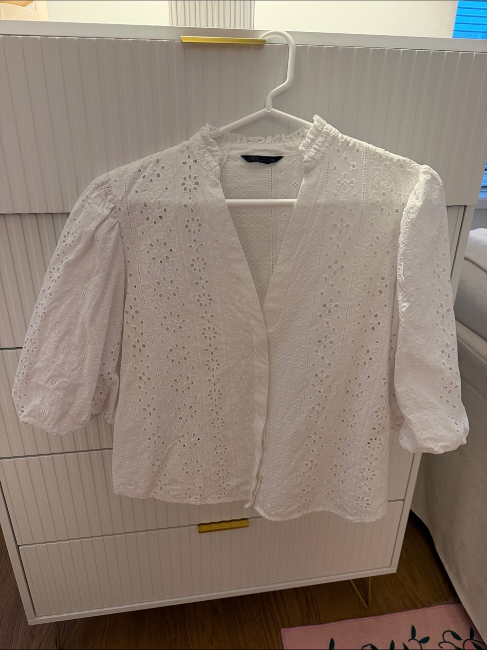 Zara Eyelet Puff-Sleeve White Blouse